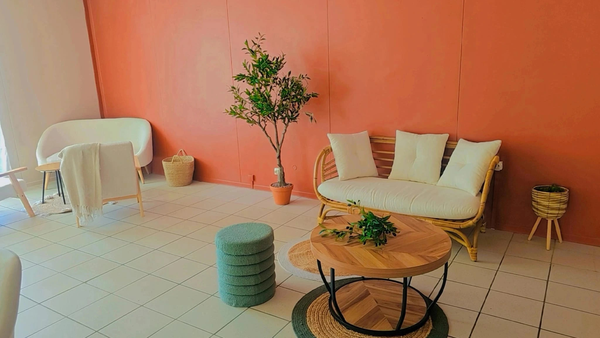 Coin salon cosy de BOCA, salon gourmand à Pruillé-l'Éguillé